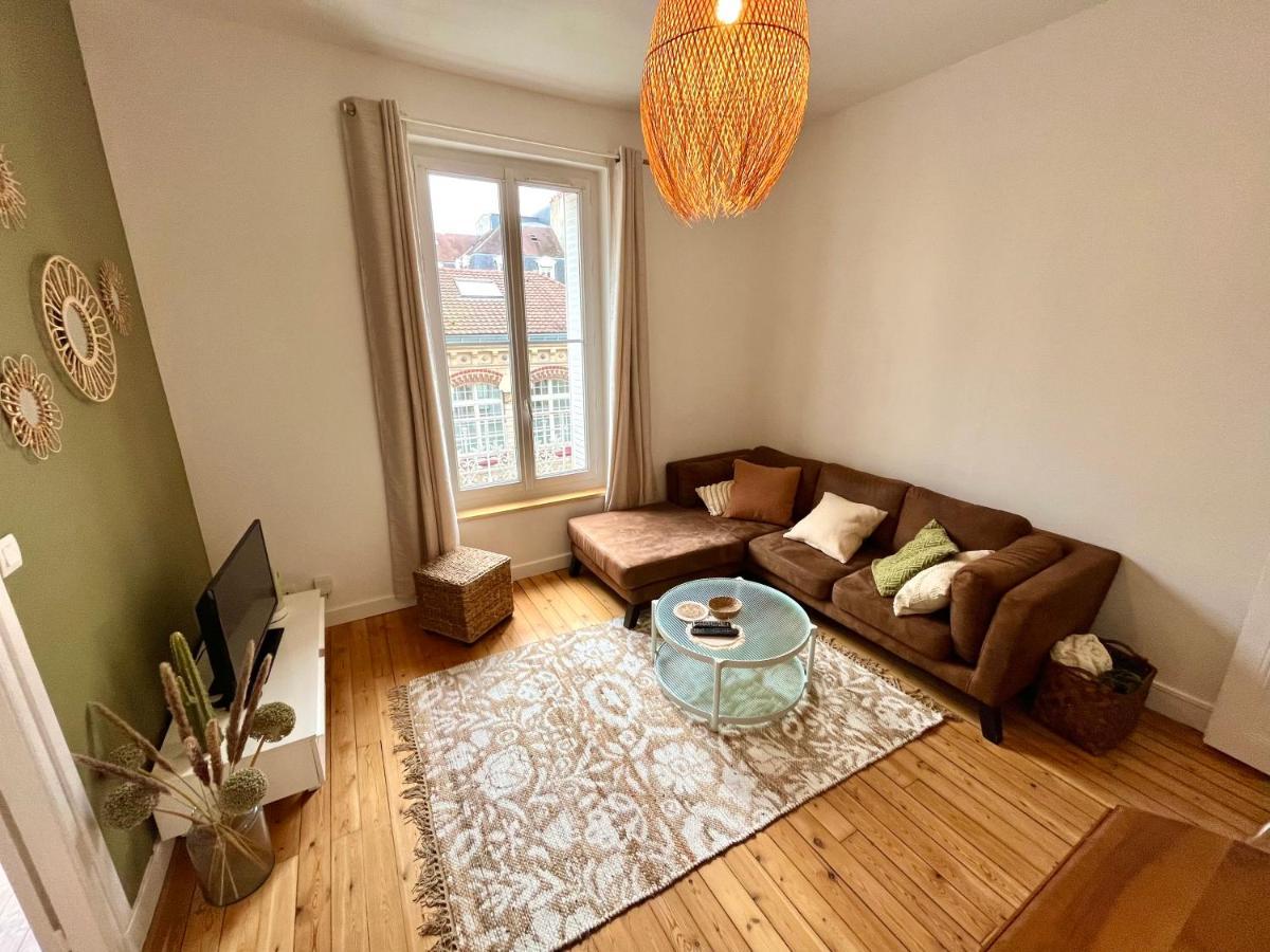 Appartement Entier En Plein Coeur Du Centre Ville Compiègne Exterior foto